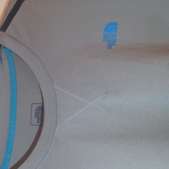 Men's The North Face long sleeve shirt, size XL - Picture 2 of 12